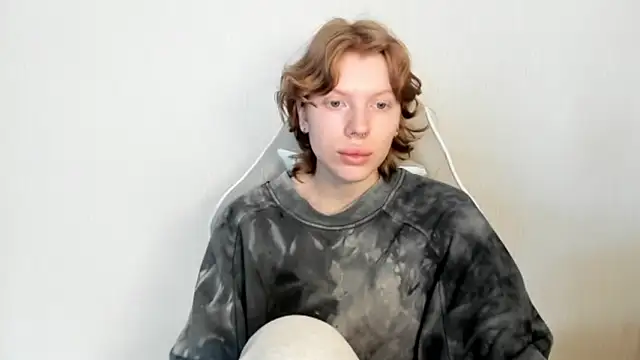 StellaDavis online show from February 28, 8:14 am