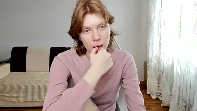 Snapshot of StellaDavis chatting on April 21, 10:44 am StellaDavis online show from April 21, 10:44 am