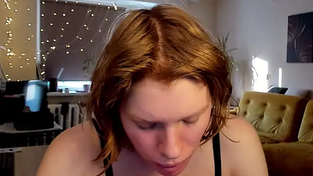 Snapshot of StellaDavis chatting on February 25, 12:38 pm StellaDavis online show from February 25, 12:38 pm