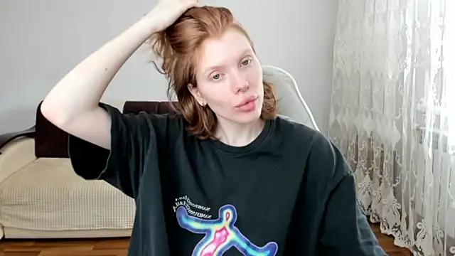 Snapshot of StellaDavis chatting on April 27, 11:08 am StellaDavis online show from April 27, 11:08 am