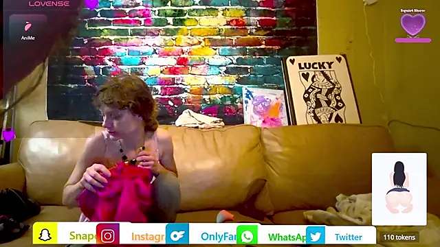 Snapshot of AriellaTaylor chatting on September 15, 4:46 am AriellaTaylor online show from September 15, 4:46 am