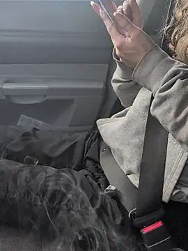 Snapshot of AriellaTaylor chatting on November 23, 2:38 pm AriellaTaylor online show from November 23, 2:38 pm