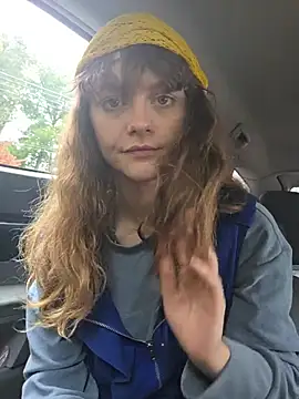 Snapshot of AriellaTaylor chatting on October 27, 4:30 pm AriellaTaylor online show from October 27, 4:30 pm