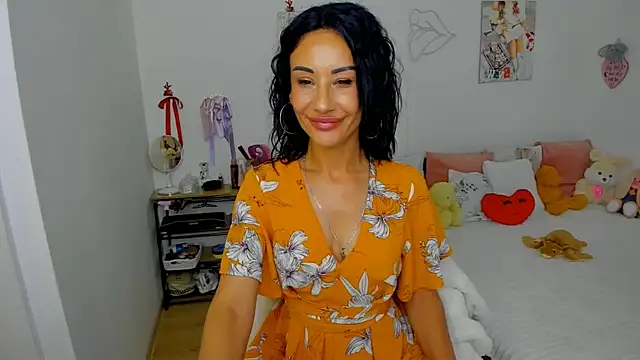 Blackeyeslady online show from June 10, 1:56 pm