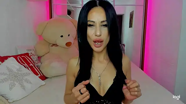 Snapshot of Blackeyeslady chatting on January 5, 3:55 pm Blackeyeslady online show from January 5, 3:55 pm
