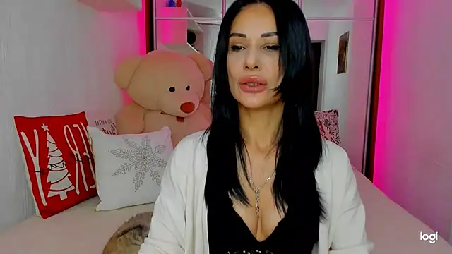 Snapshot of Blackeyeslady chatting on January 2, 12:03 pm Blackeyeslady online show from January 2, 12:03 pm