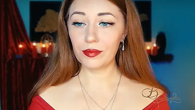 MissBeverlyMills online show from October 25, 4:00 am