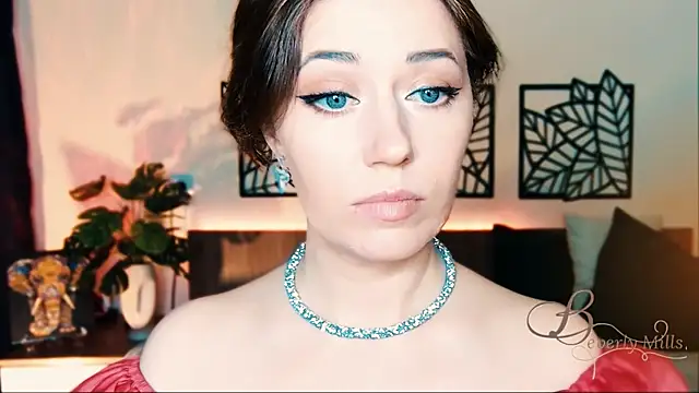 MissBeverlyMills online show from March 5, 12:55 pm