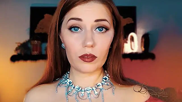 MissBeverlyMills online show from November 27, 4:24 am