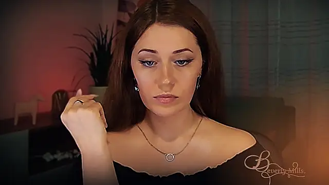 MissBeverlyMills online show from March 7, 6:02 pm