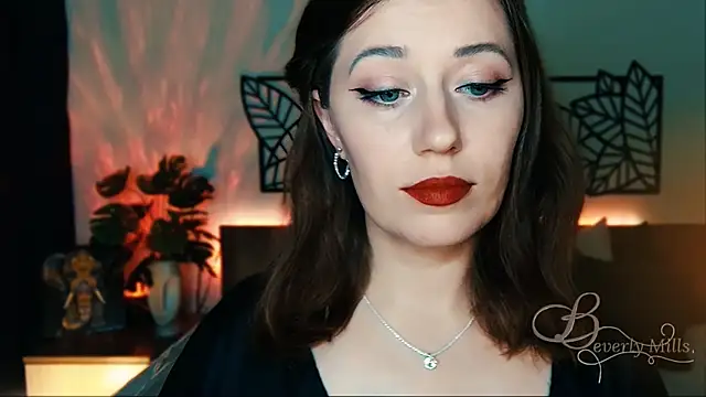 MissBeverlyMills online show from February 1, 7:44 pm