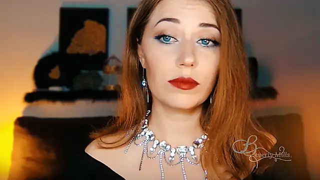 MissBeverlyMills online show from September 28, 1:01 am