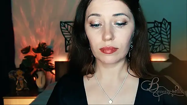 MissBeverlyMills online show from January 25, 9:46 pm