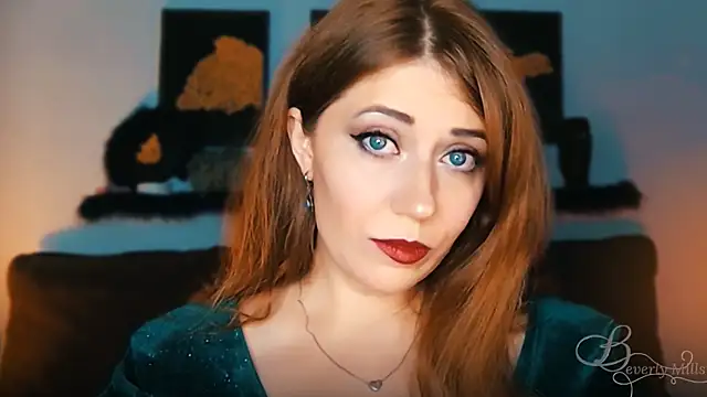 MissBeverlyMills online show from September 14, 8:20 pm