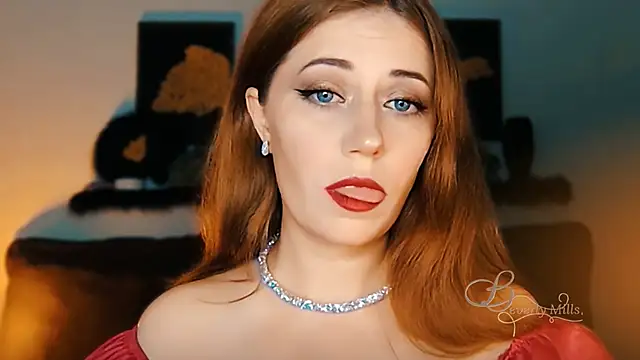 MissBeverlyMills online show from September 30, 10:49 pm