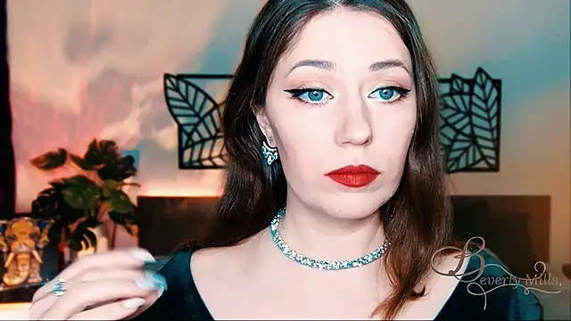 MissBeverlyMills online show from February 26, 3:10 pm