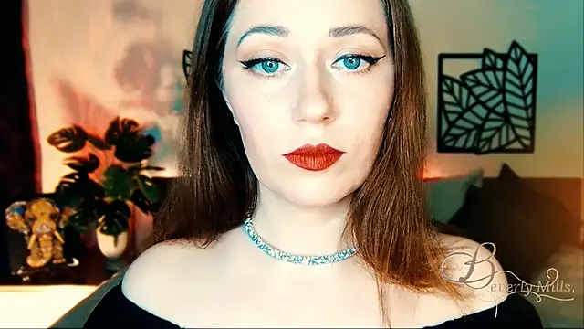 MissBeverlyMills online show from March 22, 1:08 pm