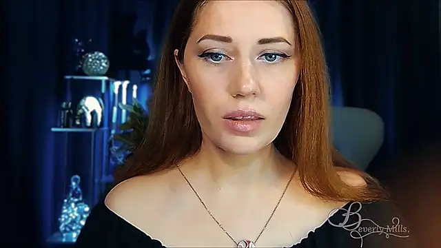 MissBeverlyMills online show from April 10, 1:18 pm