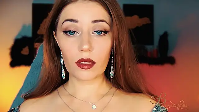 MissBeverlyMills online show from November 10, 2:27 am