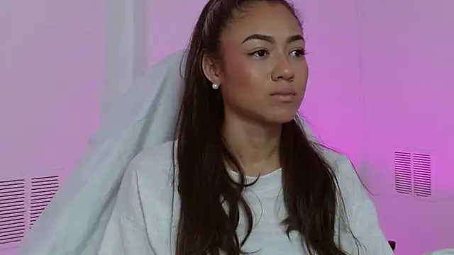 hantonella  online show from November 21, 3:11 pm