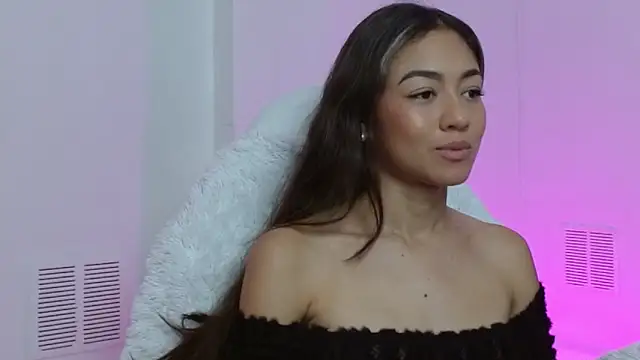 hantonella  online show from November 28, 3:34 pm