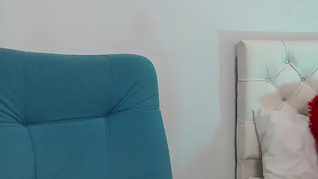 hantonella  online show from January 24, 3:55 pm