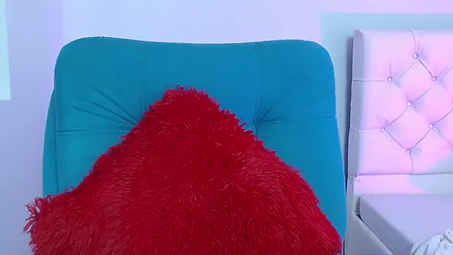 hantonella  online show from January 8, 2:56 pm