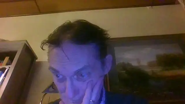 Snapshot of Alain-Bertrand chatting on April 6, 10:55 pm Alain-Bertrand online show from April 6, 10:55 pm