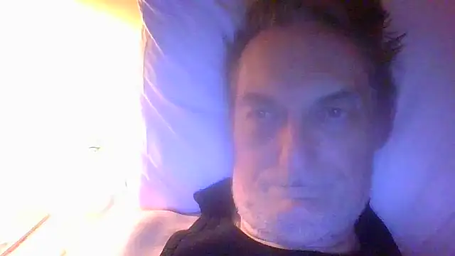Snapshot of Alain-Bertrand chatting on January 14, 1:09 am Alain-Bertrand online show from January 14, 1:09 am