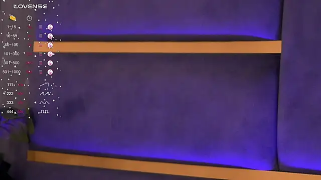 Snapshot of CynthiaWest chatting on March 18, 4:07 am CynthiaWest online show from March 18, 4:07 am