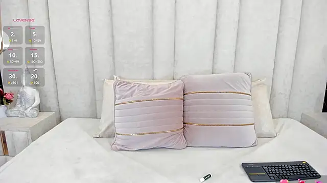 Snapshot of im_giselle_ chatting on April 28, 5:34 am im giselle online show from April 28, 5:34 am