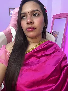 krishaa  online show from March 26, 7:01 pm