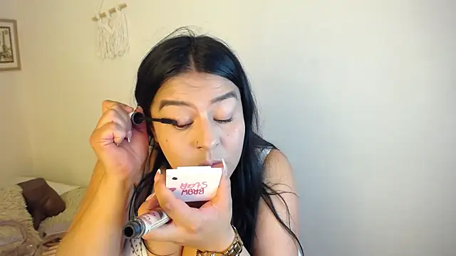  poison sweet online show from July 6, 5:59 pm