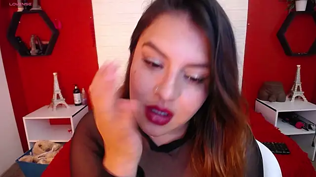 Snapshot of _poison_sweet chatting on February 4, 6:25 pm poison sweet online show from February 4, 6:25 pm