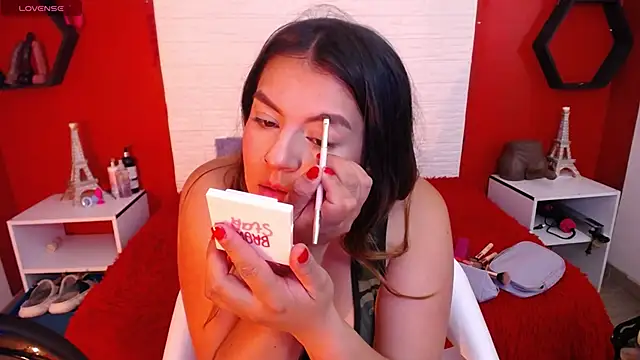 Snapshot of _poison_sweet chatting on February 16, 6:17 pm poison sweet online show from February 16, 6:17 pm