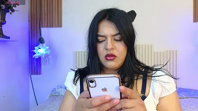  poison sweet online show from April 13, 6:12 pm