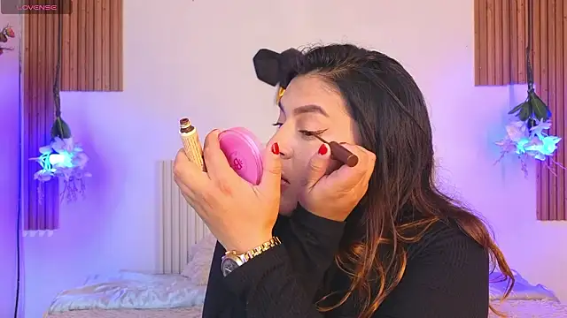  poison sweet online show from March 6, 6:03 pm