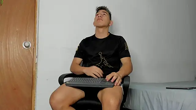 andrew rose  online show from January 9, 6:59 pm