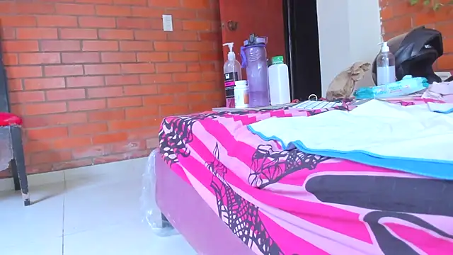 Elianissquirt online show from March 18, 12:08 pm