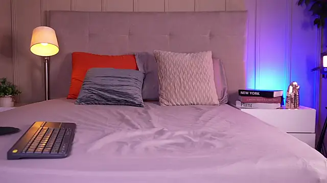 endy rush online show from April 13, 12:42 pm