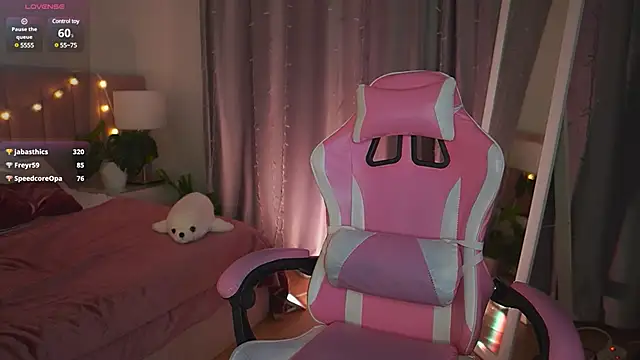 Snapshot of Lala_Land_ chatting on January 29, 11:20 am Lala Land  online show from January 29, 11:20 am