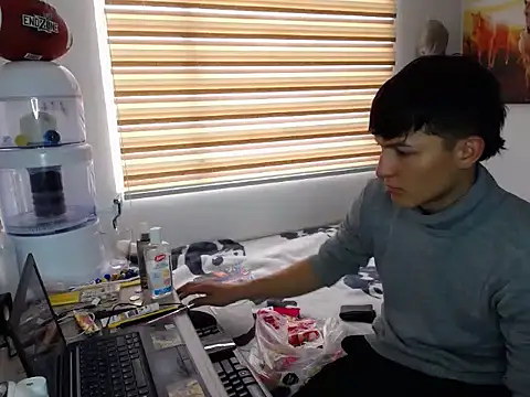 Snapshot of Pharaon_71 chatting on February 27, 8:31 pm Pharaon 71 online show from February 27, 8:31 pm