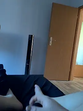Henryb61 online show from April 26, 2:25 pm