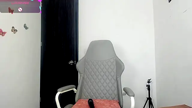 Nala j8 online show from November 19, 11:10 am