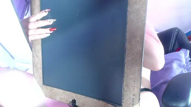 Snapshot of Lina23_ chatting on January 13, 2:32 pm Lina23 online show from January 13, 2:32 pm