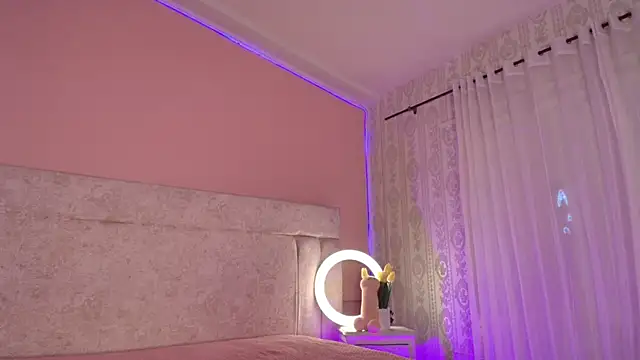 VeronicaMartiin online show from October 31, 9:32 pm