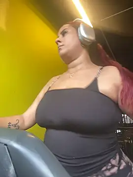 LindaRey  online show from November 10, 7:08 pm