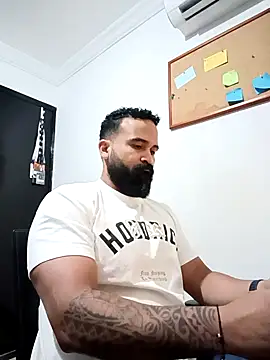 Snapshot of Drako_Argentii chatting on September 11, 5:07 am Drako Argentii online show from September 11, 5:07 am