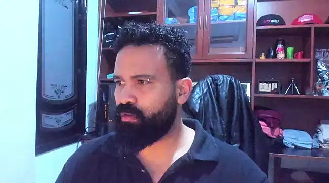 Snapshot of Drako_Argentii chatting on January 29, 3:33 am Drako Argentii online show from January 29, 3:33 am