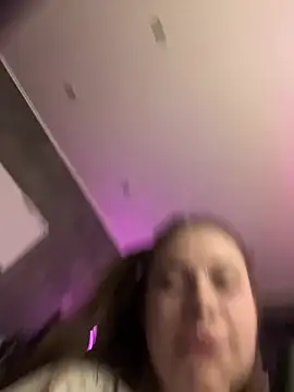 Vikki toriya online show from February 21, 4:20 pm